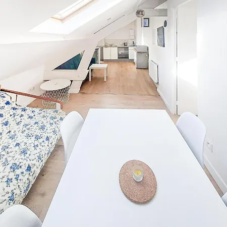 Lägenhet 2 Bedroom Stunning In *